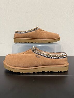 Size 10M/11W - UGG Tasman 2 Slipper